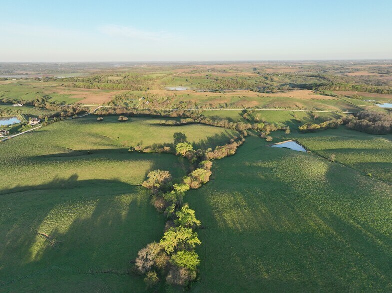 More Photos Of 1326 Timber Ridge Ave, Van Meter Land For Sale