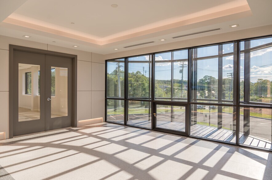 More Photos Of 11 Pleasant Street Connector, Framingham Medical For Lease