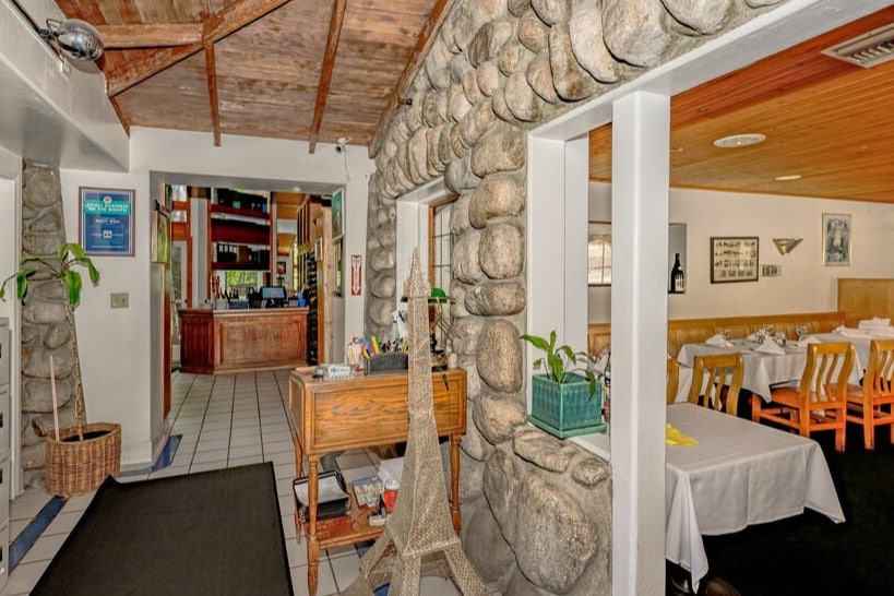 More Photos Of 12625 Sierra Hwy, Santa Clarita Restaurant For Sale