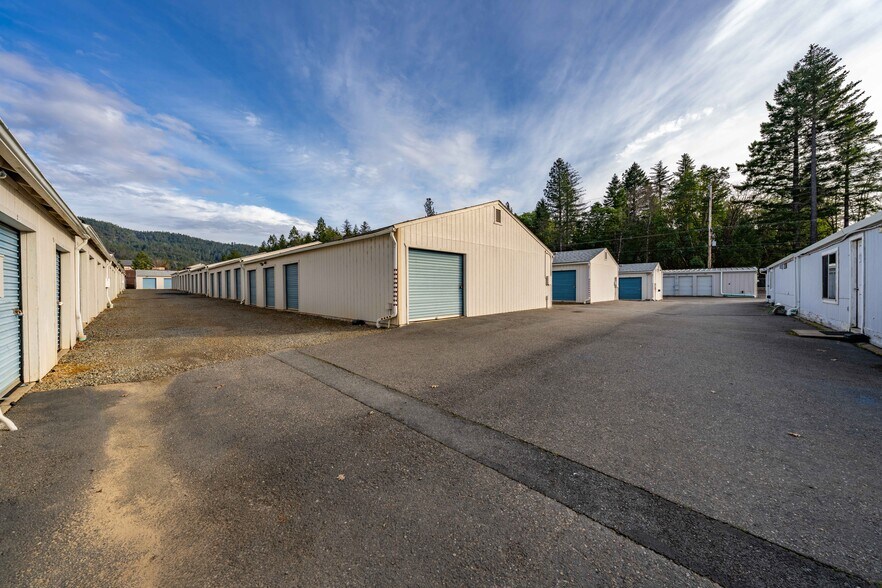 More Photos Of 25657 Redwood Hwy, Cave Junction Self Storage For Sale