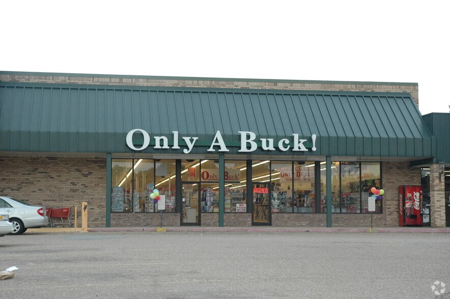 More Photos Of 2045 E Madison Ave, Bastrop Unknown For Lease