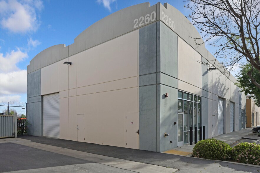 More Photos Of 2260 Macarthur Dr, Tracy Warehouse For Sale