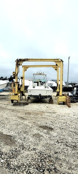 More Photos Of 470 S Green St, Tuckerton Marina For Sale