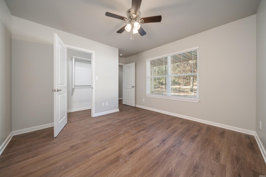 More Photos Of 102 & 106 Cheyenne St, Hot Springs National Park Apartments For Sale