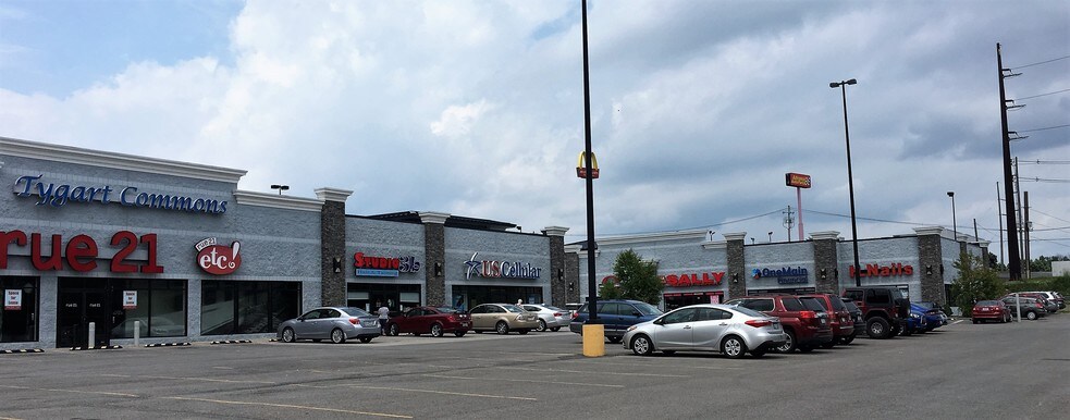 More Photos Of 32 Tygart Mall Loop, Fairmont Unknown For Lease