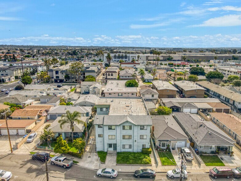 More Photos Of 12032 Manor Dr, Hawthorne Apartments For Sale