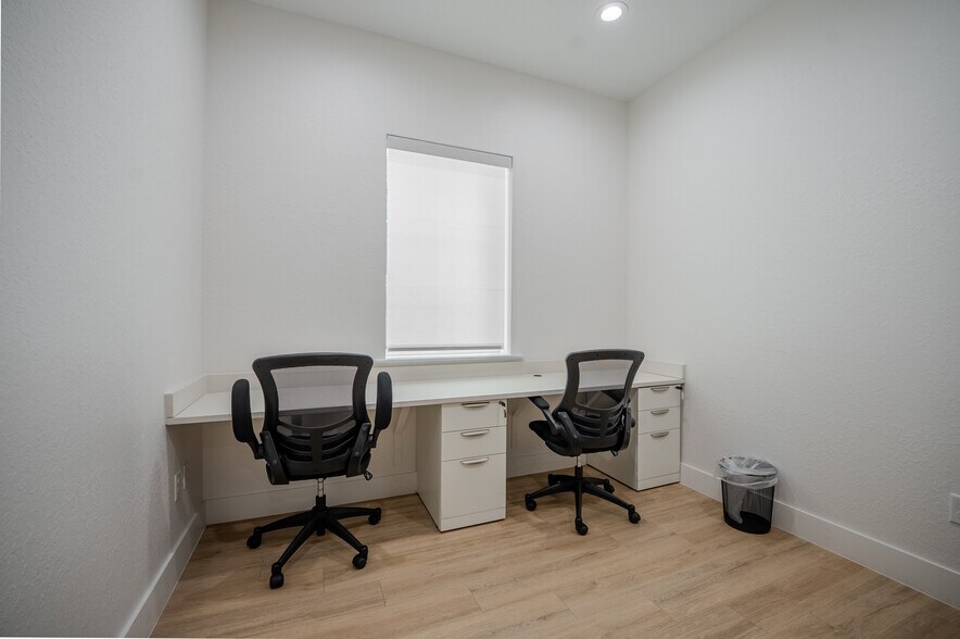 More Photos Of 6601 SW 80th Ave, Ocala Coworking Space