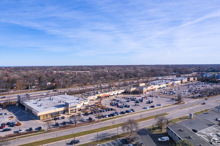 More Photos Of 113-295 Skokie Valley Rd, Highland Park Unknown For Lease