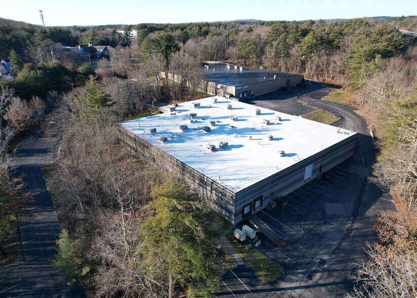 More Photos Of 50 Bearfoot Rd, Northborough Light Manufacturing For Sale