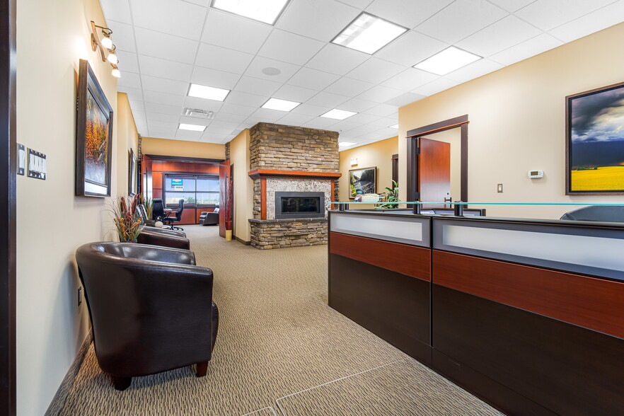 More Photos Of 7818 Highway 6 South Service Rd, Regina Flex For Sale