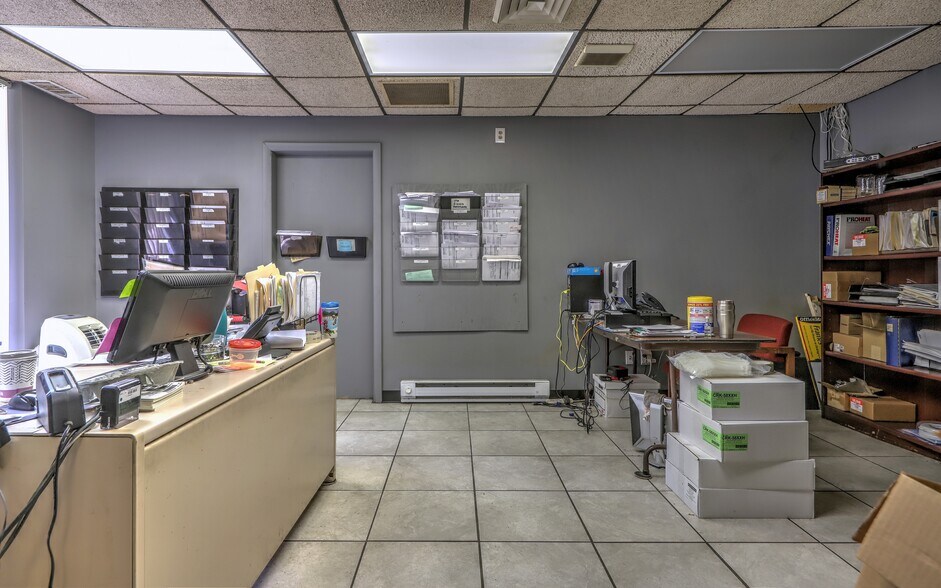 More Photos Of 15 Container Dr, Terryville Manufacturing For Sale