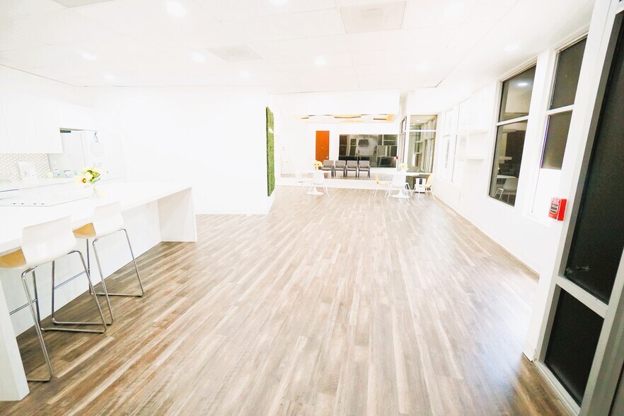 More Photos Of 4825 Almeda Rd, Houston Medical For Lease