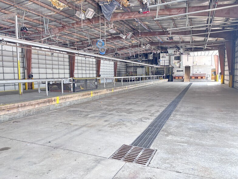 More Photos Of 1851 Industrial Dr, Celina Distribution For Sale