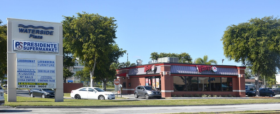 More Photos Of 2401-2499 10th Ave N, Lake Worth Unknown For Lease