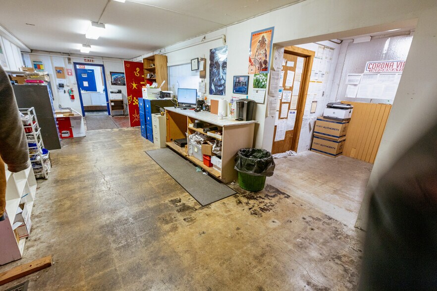 More Photos Of 130-134 N Madelia St, Spokane Manufacturing For Sale