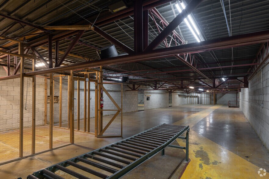 More Photos Of 233 S Broadway, Pennsville Unknown For Lease