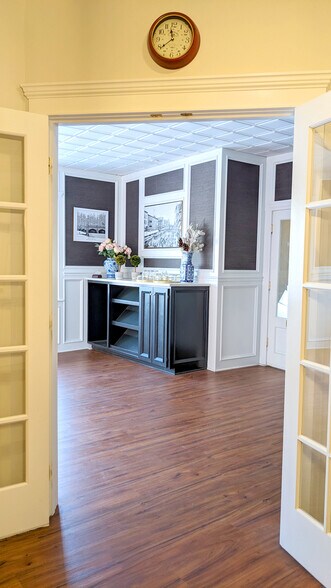 More Photos Of 5555 Main St, Williamsville Office For Lease