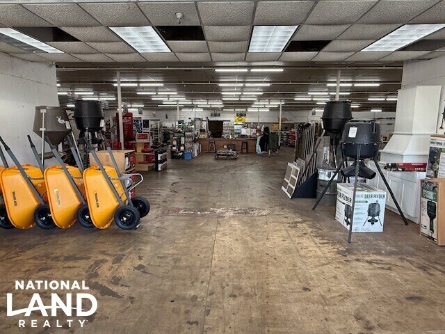 More Photos Of 1243 Washington St, Marion Storefront Retail Office For Sale