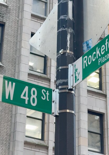 More Photos Of 38 W 48th St, New York Office For Lease