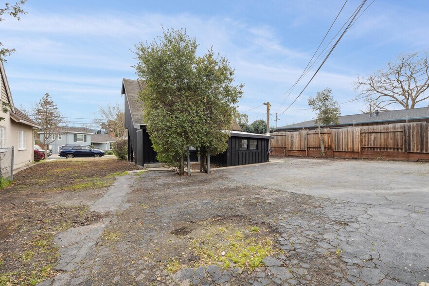 More Photos Of 1856 Almond Ave, Walnut Creek Multifamily For Sale