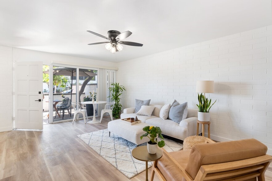 More Photos Of 7320 E Belleview St, Scottsdale Apartments For Sale