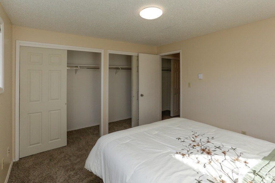 More Photos Of 1118 Oakland St, Cheney Apartments For Sale