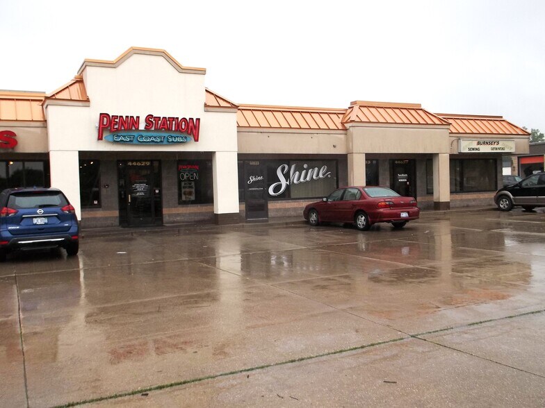 More Photos Of 44621-44637 N Gratiot Ave, Clinton Township Unknown For Lease