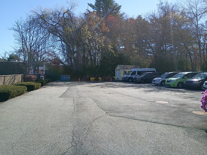 More Photos Of 247 Main St, North Reading Office For Lease