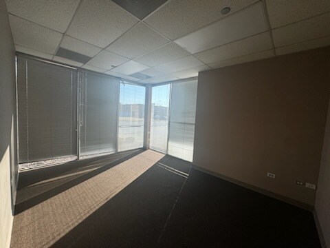 More Photos Of 1810 Estes Ave, Elk Grove Village Warehouse For Lease