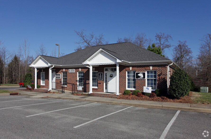 Primary Photo Of 1544 Union Rd, Gastonia Office For Sale