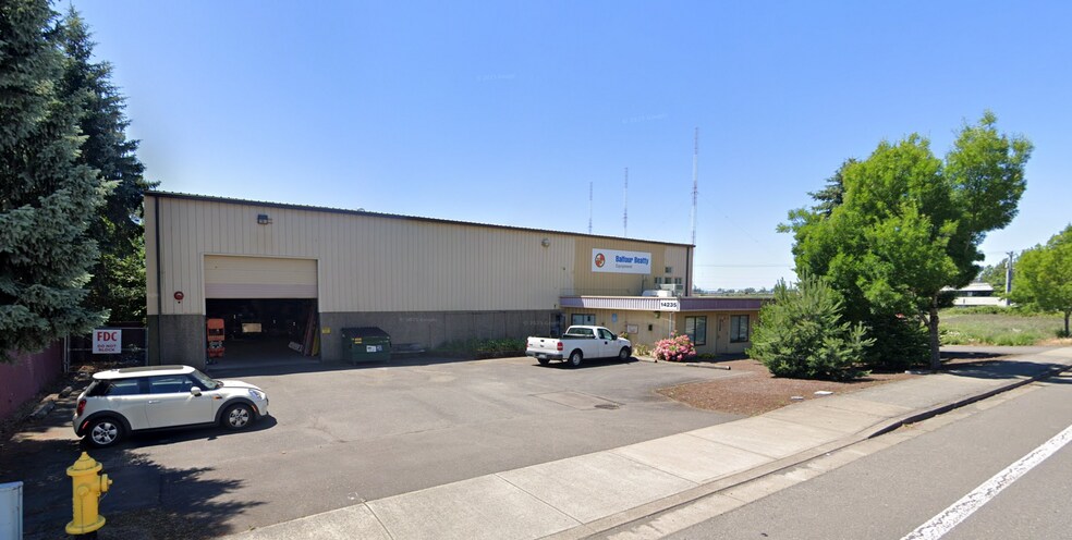 More Photos Of 14235 SE 98th Ct, Clackamas Warehouse For Sale