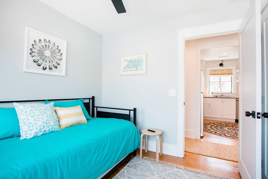 More Photos Of 112 Cape Fear Blvd, Carolina Beach Freestanding For Sale