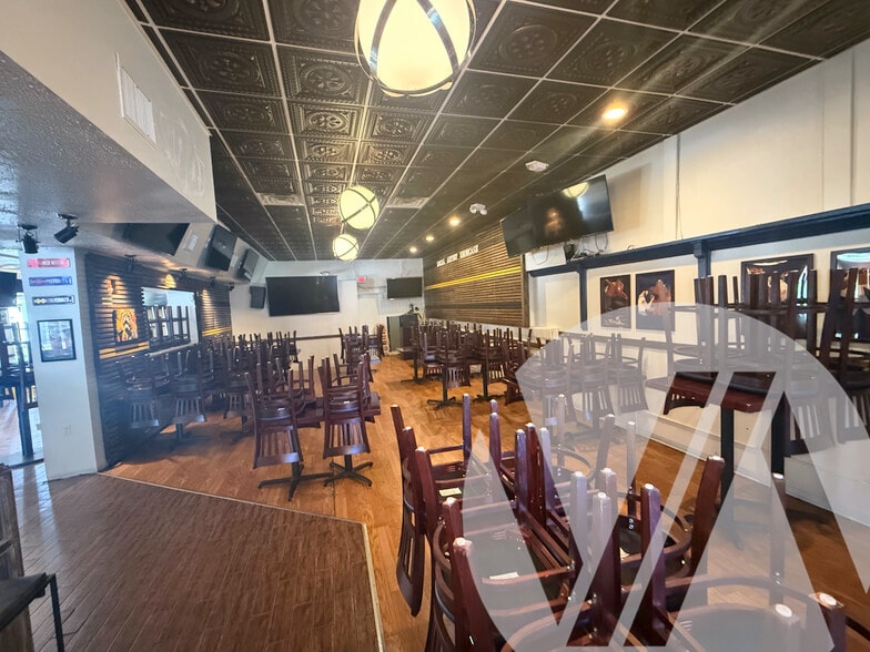 More Photos Of 201-203 E Washington St, Ann Arbor Storefront For Sale