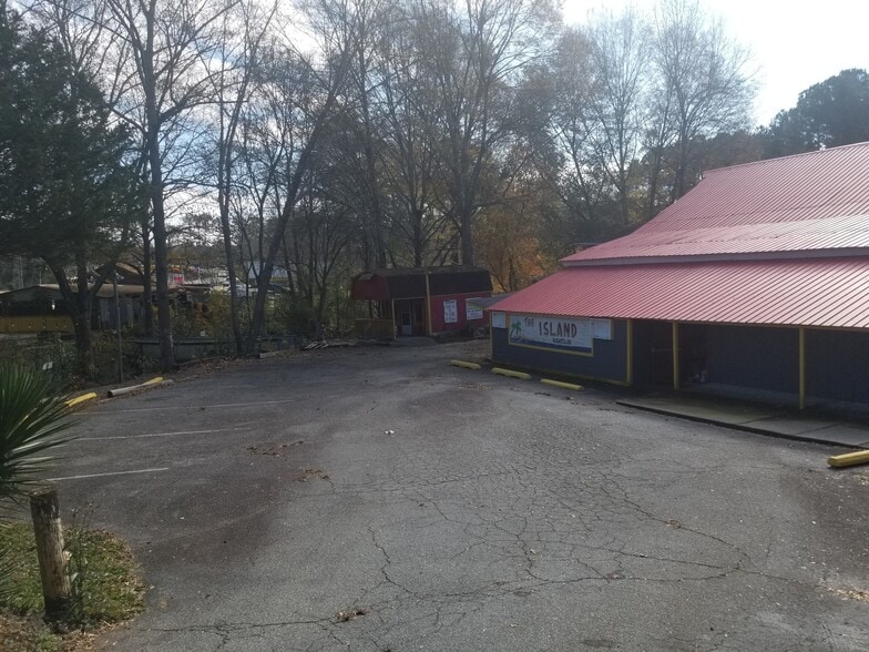 More Photos Of 215 Tallassee Rd, Athens Auto Repair For Lease