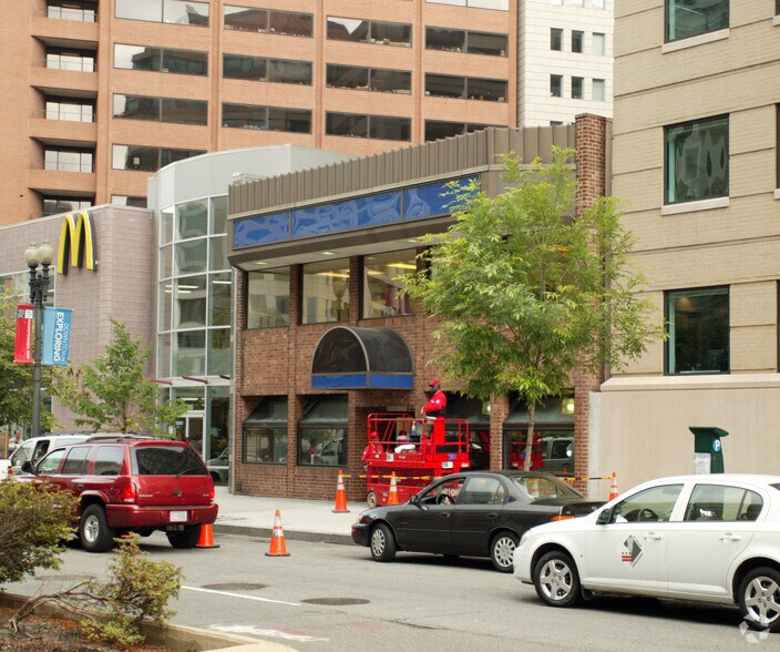 More Photos Of 1229 New York Ave NW, Washington Office For Sale