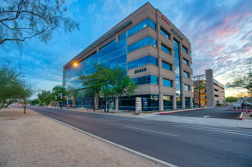 More Photos Of 20414 N 27th Ave, Phoenix Medical For Lease
