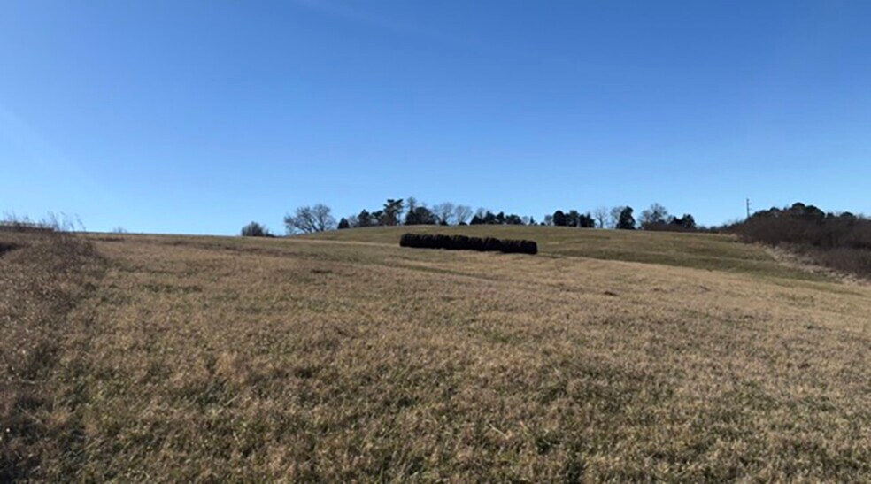 More Photos Of 725 W Highway 25 70, Dandridge Industrial For Sale