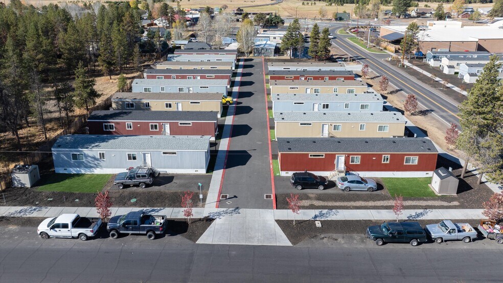 More Photos Of 51395 Preble Way, La Pine Manufactured Housing Mobile Home Park For Sale