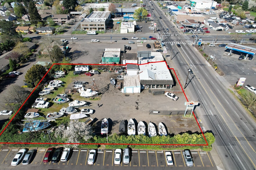 More Photos Of 14900 SE Stark St, Portland Storefront Retail Residential For Sale