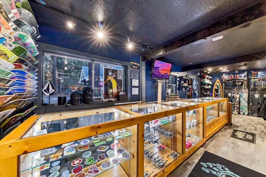 More Photos Of 3542 Lake Tahoe Blvd, South Lake Tahoe Restaurant For Sale