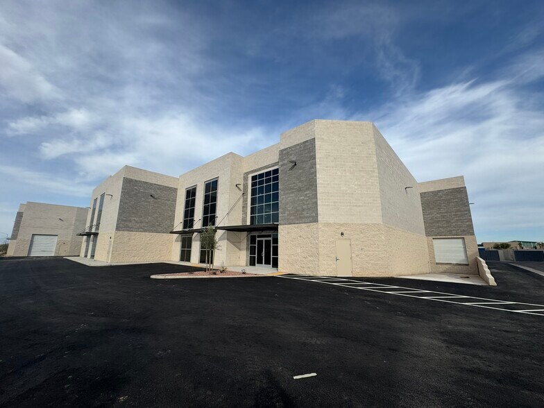 More Photos Of 10710-10890 South Rainbow Blvd, Las Vegas Unknown For Lease