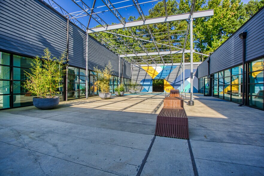 More Photos Of 2700 Apple Valley Rd NE, Atlanta Loft Creative Space For Lease