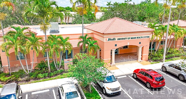 Primary Photo Of 1855 Corporate Lakes Blvd, Weston Medical For Sale