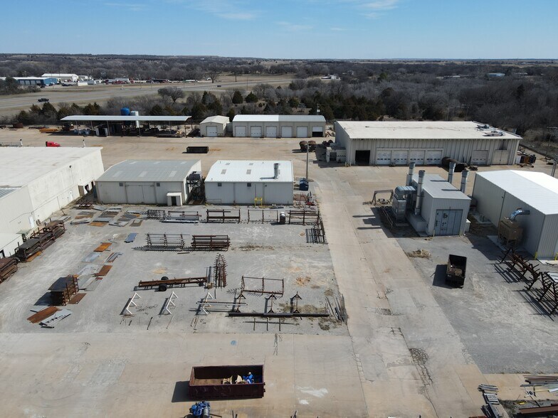More Photos Of 1200 E Highway 7, Duncan Manufacturing For Sale