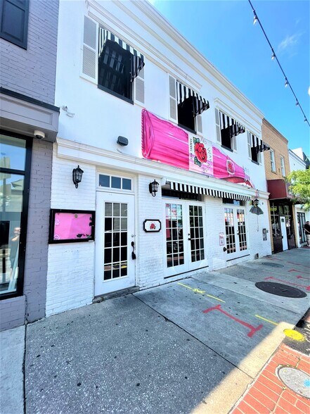 More Photos Of 31 E Cross St, Baltimore Restaurant For Sale