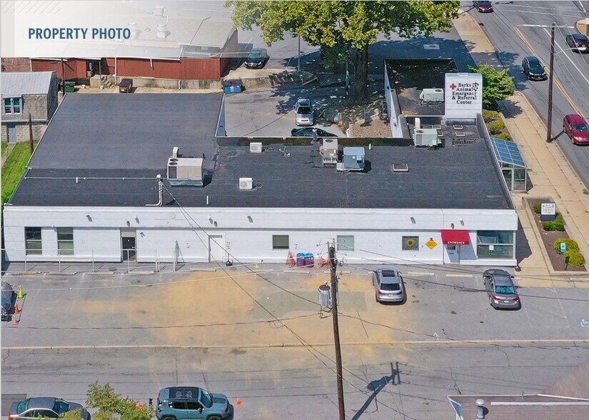 More Photos Of 400 W Lancaster Ave, Shillington Flex For Lease