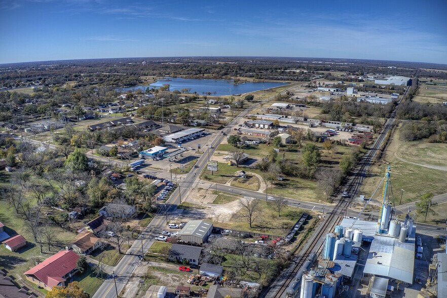 More Photos Of 845 Main St, Sulphur Springs Land For Sale