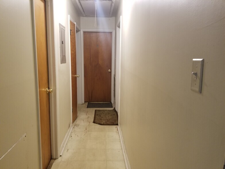 More Photos Of 8849 Chapel Hill Rd, Cary Apartments For Sale