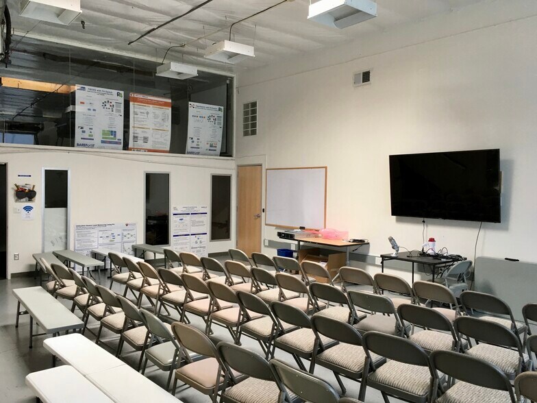 More Photos Of 2181 Park Blvd, Palo Alto Office For Lease