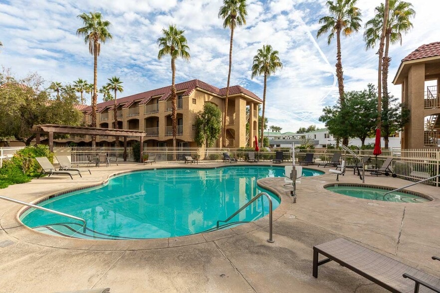 More Photos Of 74695 Highway 111, Palm Desert Hotel For Sale